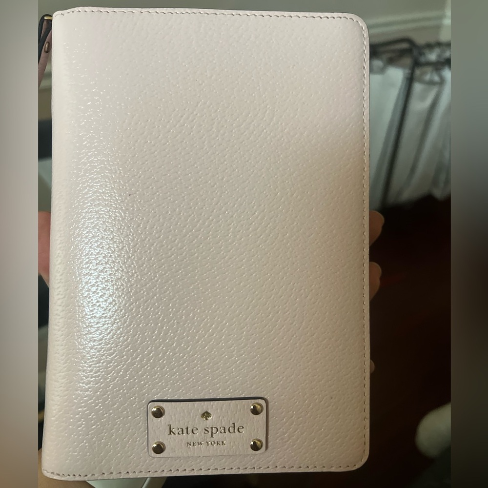 Light blush Kate spade planner/ agenda
